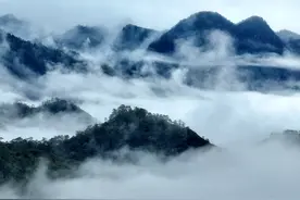 武夷山国家公园：云雾缭绕美如画图片