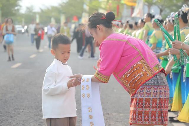 2025年白沙“啦奥门”雨林与您山兰文化活动启幕