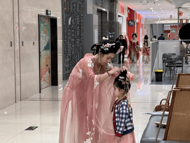 国庆前夜，我在商场里完成了一次城市“考古”