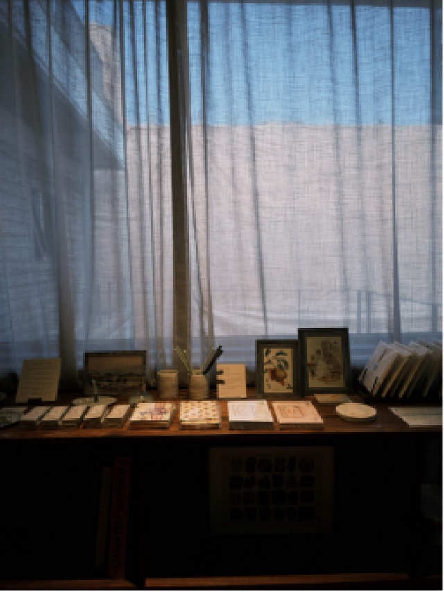 中国人嫌“村”的首尔，在街头上演“东亚故事”