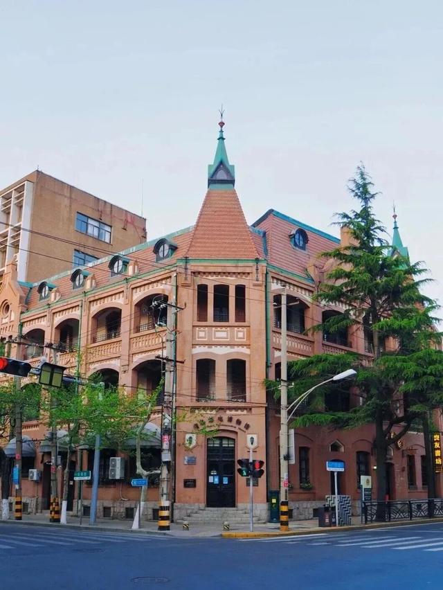 国庆中秋假期，跟着这条线路博览青岛古今~