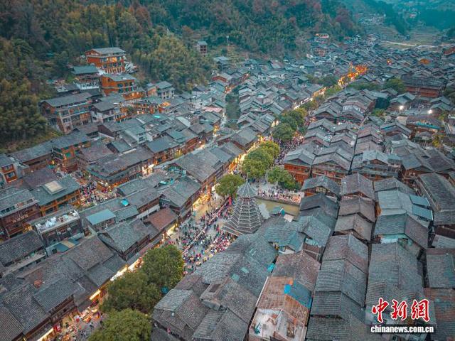 肇兴侗寨：侗年迎八方游客