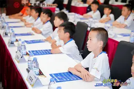 1200名云南青少年逐梦2025“工行杯”玉昆∙云五超周末联赛图片