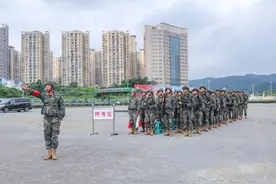【高清组图】火力全开！多课目实弹射击训练大片来袭图片