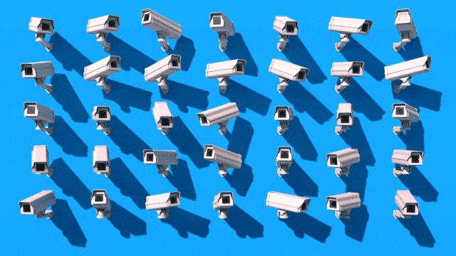 家里安装了监控摄像头的人，小心！有人可能在网上直播你家