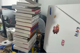 这名“00后”决定在徐汇开一家人工智能公司图片