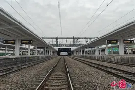 义乌普速场接触网改造工程圆满完成图片