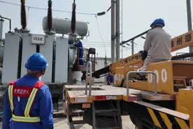 电力工人变“发明家”！看一线智慧之光点亮电网安全｜看四川产业跃升中的工人力量②图片