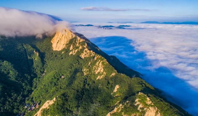 人间仙境 ！到丹东凤凰山开启“追云”之旅