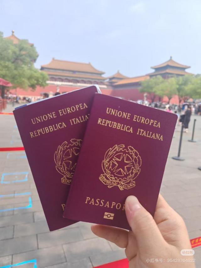 ​“Beijing Travel”火爆  外语导游日接三四个团成日常｜国庆消费青观察