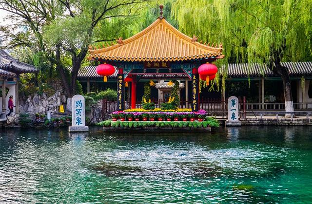 一年四季 泉在济南 |因泉而兴，因水而灵！济南这座城，是山东私藏的“后花园”