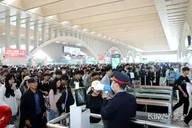 最早可提前20天预约！12306“学生预约购票服务”专区上线图片