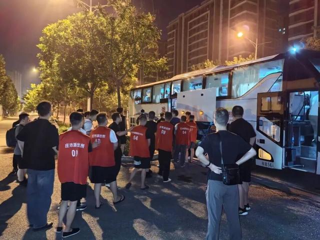 成本28元的保健品被吹嘘成“大师神药”，卖到72000元！全国上千名老人被骗