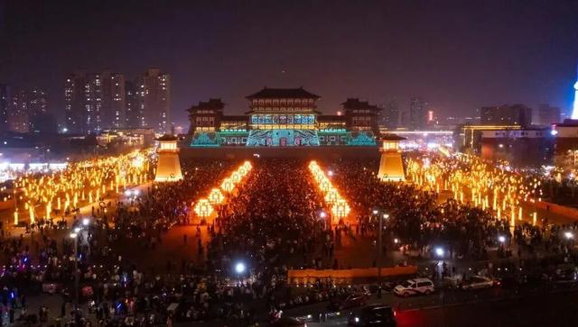 天呐，洛阳的这份「反差感」，绝了！