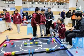 机器人大赛开赛！重庆1600余名青少年同场竞技图片