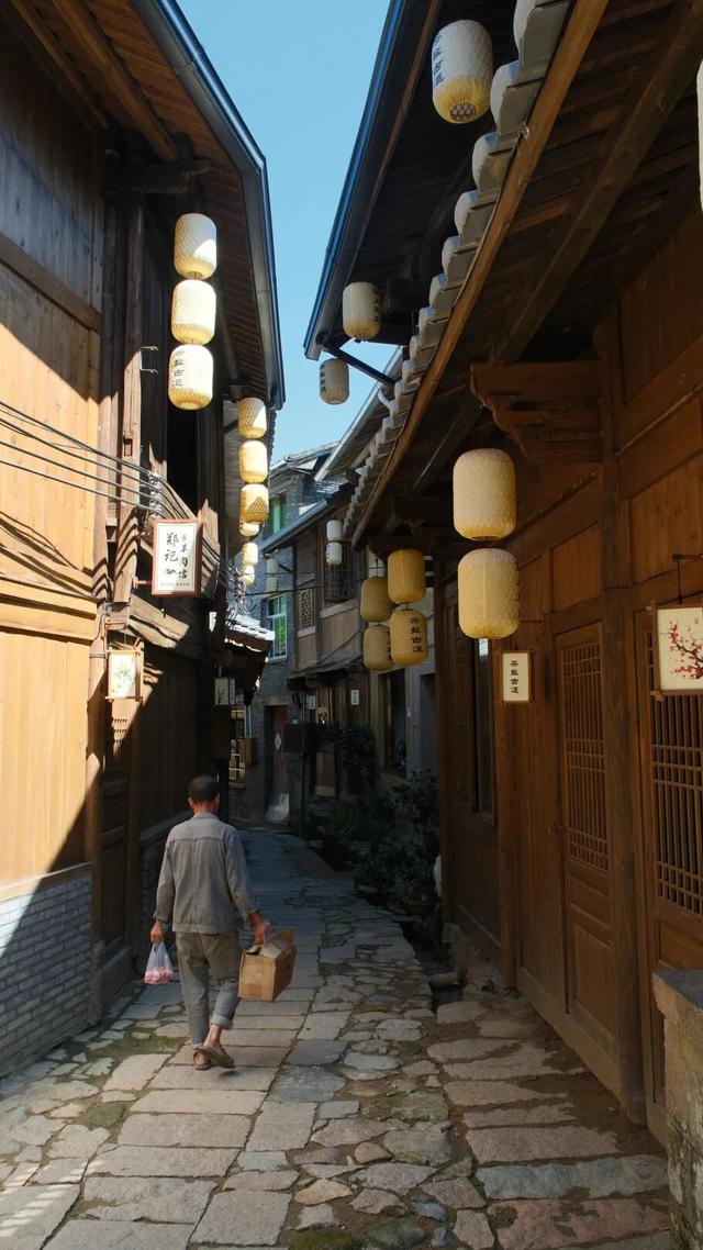 这里的柿子可以摘！代溪镇，距四坪仅12公里，2天1夜烹茶酌酒，玩转非遗！