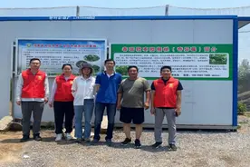 猕猴桃专家果园送“清凉”——河南省大宗水果产业技术体系专家团队赴灵宝、洛阳开展科技服务图片