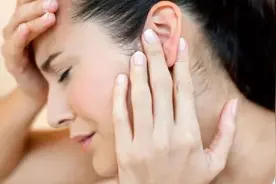 容易声音嘶哑喉咙痛？好嗓音可以练出来图片