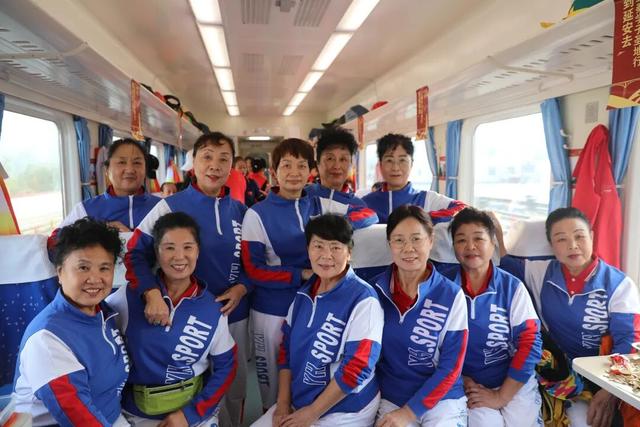 Y502次旅游专列，发车！