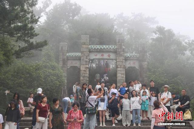 炎炎夏日 清凉庐山避暑旅游正热