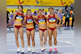 （体育）田径——世界田联接力赛：中国女队4X100米预赛获小组第三图片