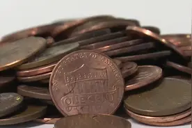 特朗普下令停发一美分硬币 民众担忧现金交易被征“四舍五入”税