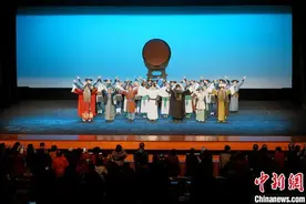 国家艺术基金舞台艺术创作资助项目 闽剧《过崖记》巡演受热捧图片