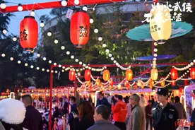 《2024中国夜间经济发展报告》发布，多个指数排名成都均位居前列图片