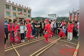 跳竹竿舞，吃乌米饭……到河源龙川感受畲族风情图片