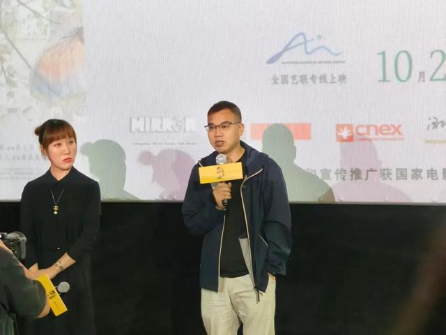 世界破破烂烂，重庆有位胡奶奶在缝缝补补