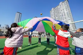 中小学生双休，家庭教育如何补位图片
