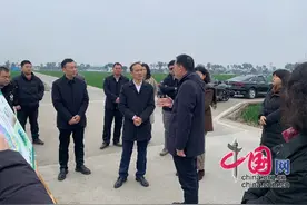 四川省农科院党委委员、副院长刘永红率队到广汉市考察院市科技合作工作图片