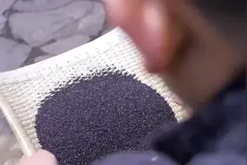 果然视频丨溯源文化威海·九蒸九晒黑芝麻丸，古老工艺的传承图片