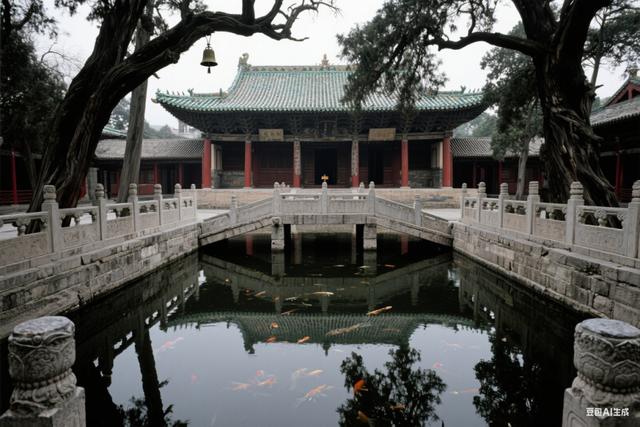 未来三天天气复杂，出行在外请关注天气预报