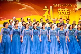 舞蹈、走秀、唱歌，这些艺术团队正在招新图片