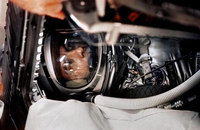 宇航员如何在太空解决生理需求