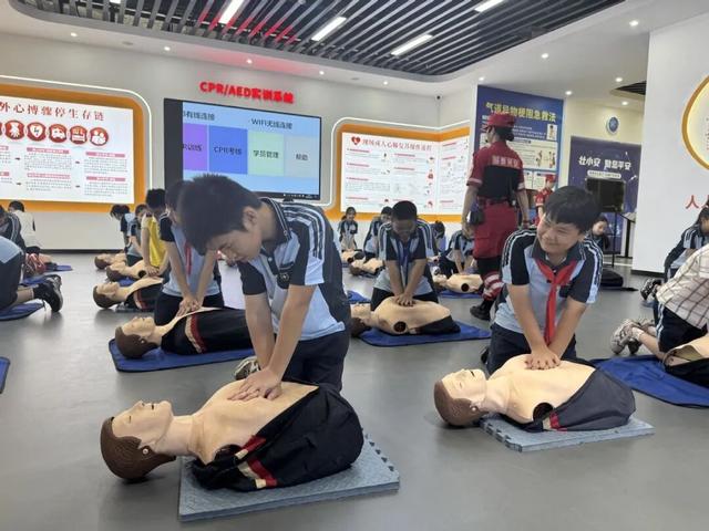 收藏！第四届广西青少年航空航天教育竞赛决赛期间，带孩子这样玩转周边研学场景