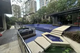 废弃泳池焕然一新、健身点设施升级……松江这个小区的“微改造”获好评图片