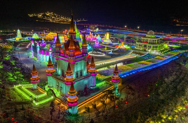 冬游吉林何以走向长红：全城皆为滑雪配套，文化让冰雪有灵魂