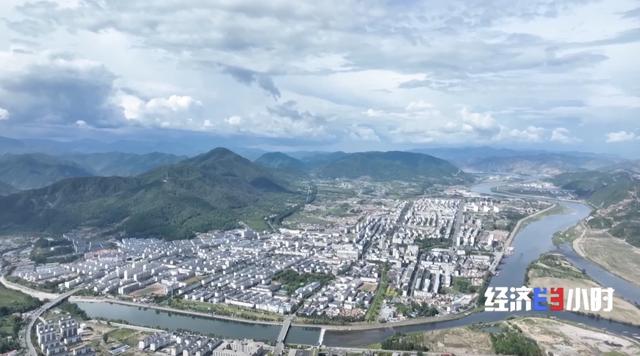 暑期市场吹起“清凉风”，滑雪场的夏天解锁新玩法