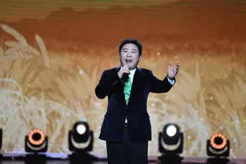 快讯|《双脚踏上幸福路》唱响港城！图片