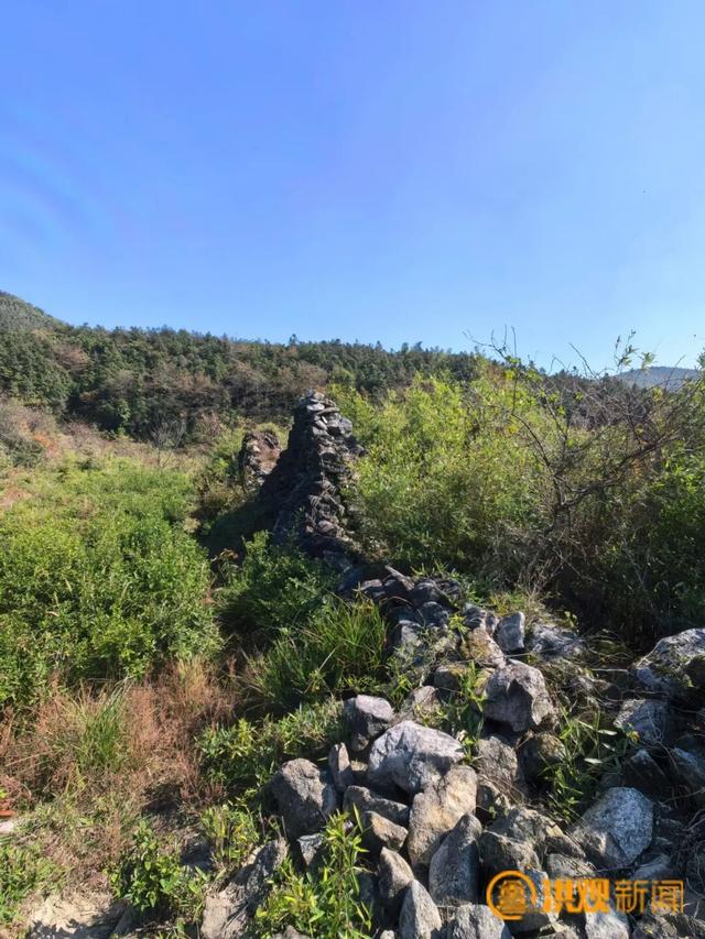 乘南昌梅岭云端索道看古遗迹