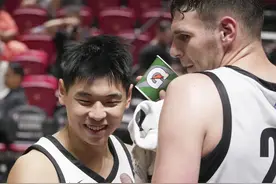 崔永熙成为中国NBA球员第七人，赛后表态：尽全力去拼图片