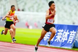 破纪录！12岁小孩哥百米跑11秒49，超同期苏炳添图片