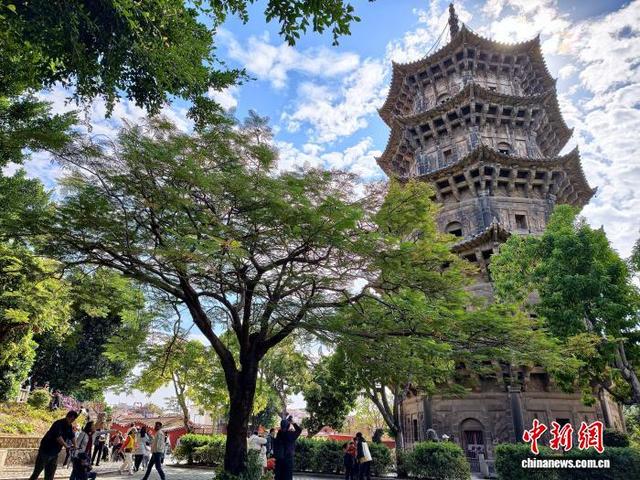 泉州古城：半城烟火半城仙