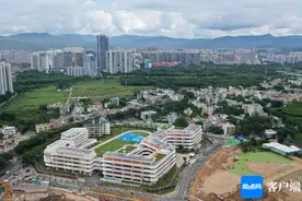 三亚市第七小学海罗校区揭牌图片