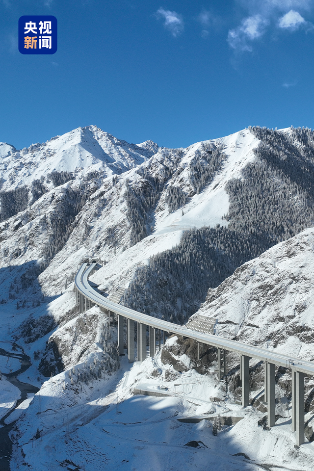通了！穿越天山 此生必驾