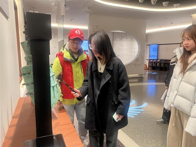 聆听千年雅乐，传承文明记忆，武汉文旅志愿者带您读懂编钟