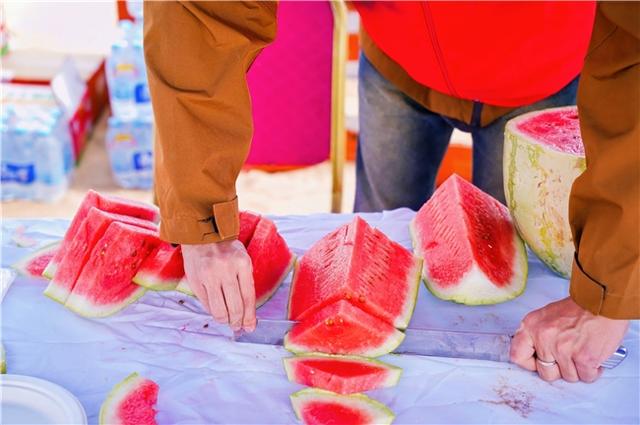 “问道昆仑山,逐梦格尔木”格尔木第一届徒步大会圆满落幕-------200名徒步者用脚步丈量高原秘境