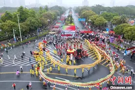 广东中山慈善万人行认捐款物总额超1.6亿元图片